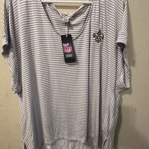 NFL Women's Gray and White Striped V-Neck Top with Saints Logo